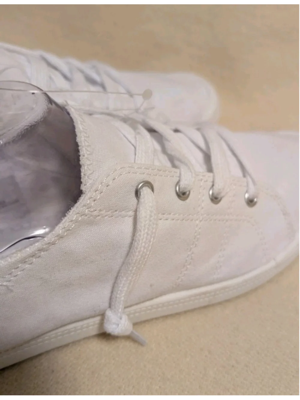 Maurices White Canvas Slip-on Lace Up Women's US Size 11 F109